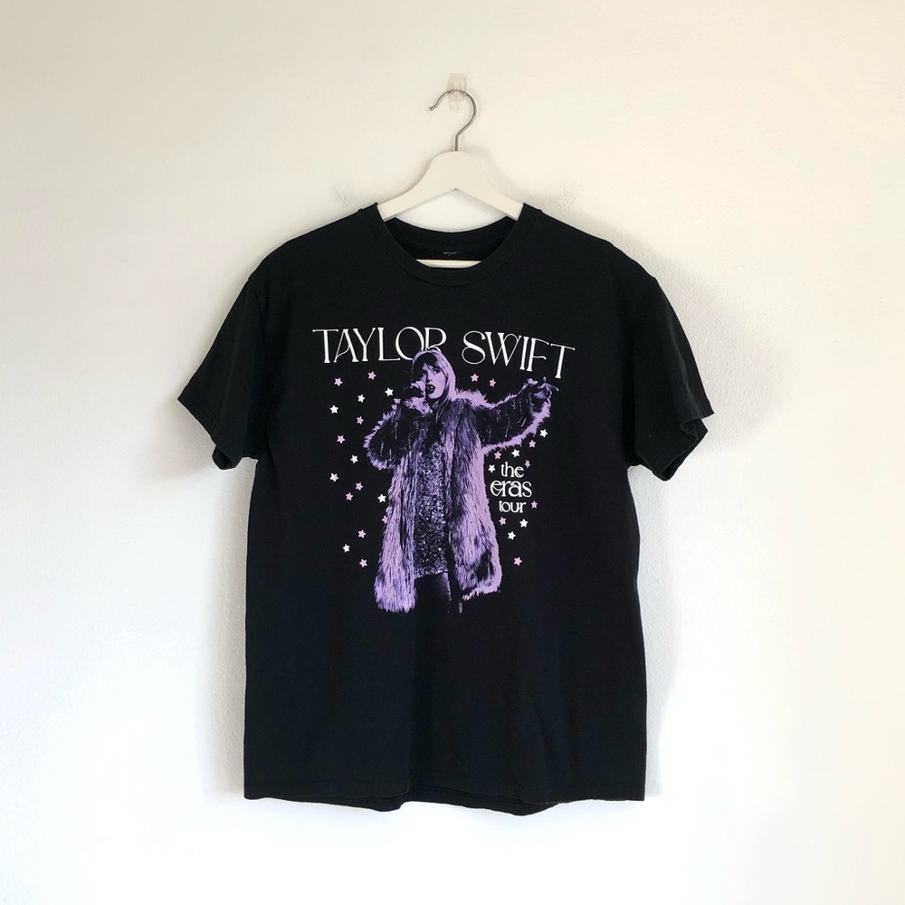 Taylor Swift The Eras Tour Live Lavender Haze Stars Tee T-Shirt Size Large
